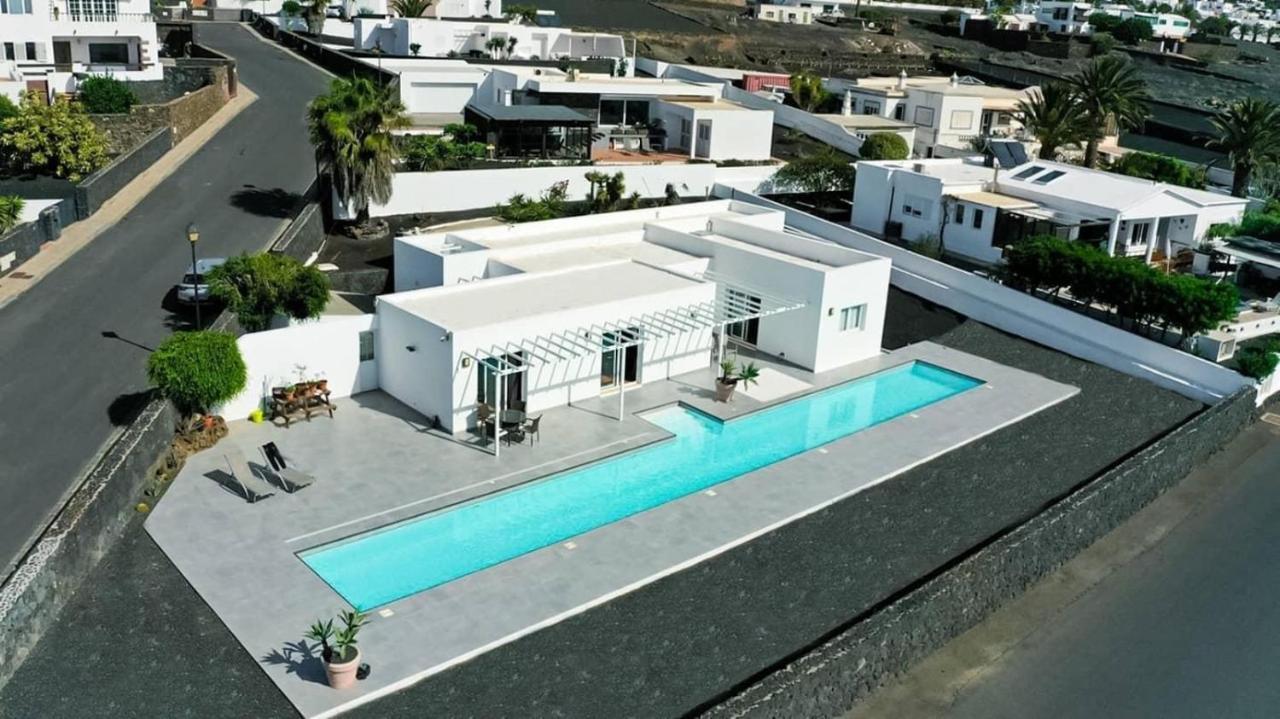 Villa Casa Conil With A Private 25 Meter Heated Pool Esterno foto
