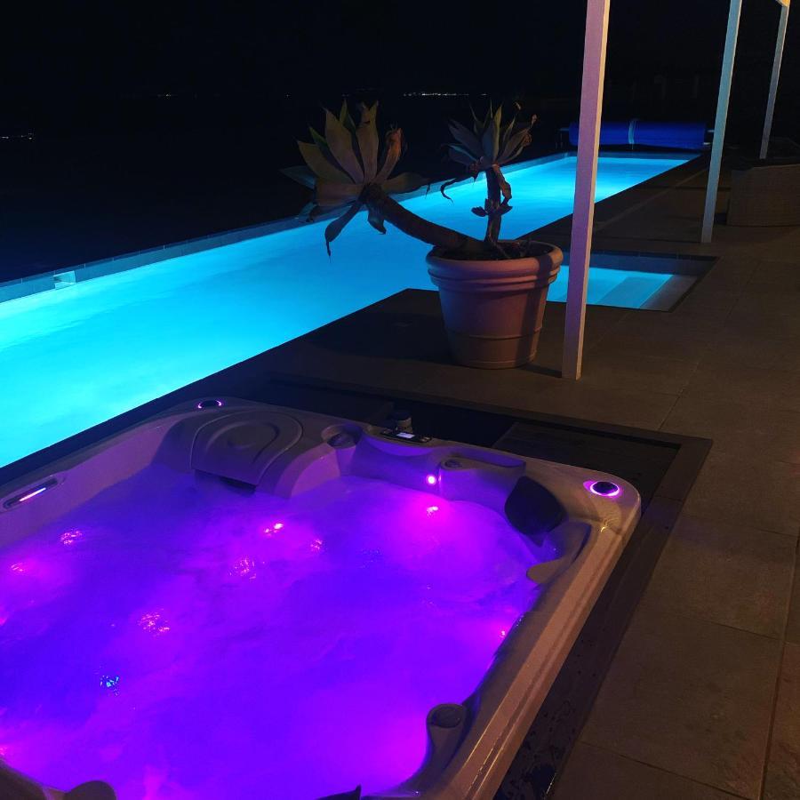 Villa Casa Conil With A Private 25 Meter Heated Pool Esterno foto
