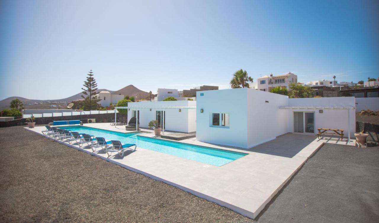 Villa Casa Conil With A Private 25 Meter Heated Pool Esterno foto